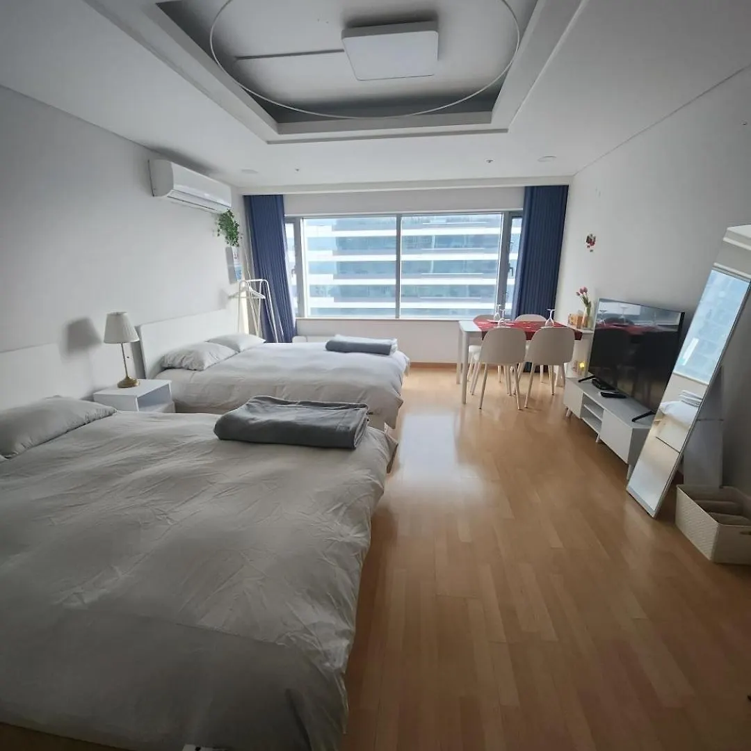 Hongdae Cleanhouse Hotel Seoul